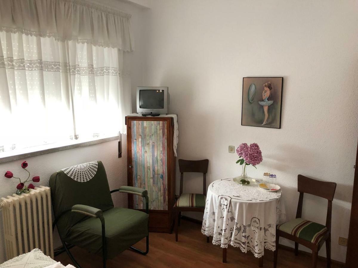 Quarto Twin