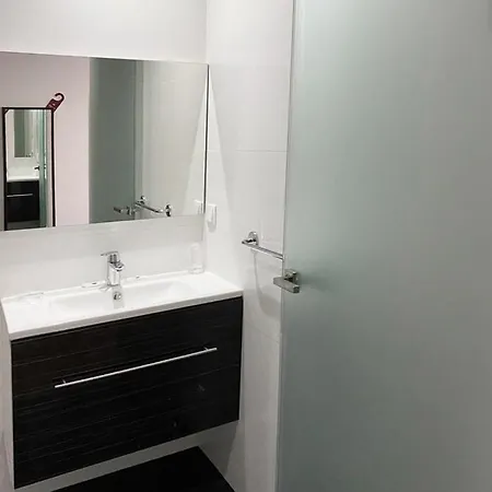 Fatima Rooms-3